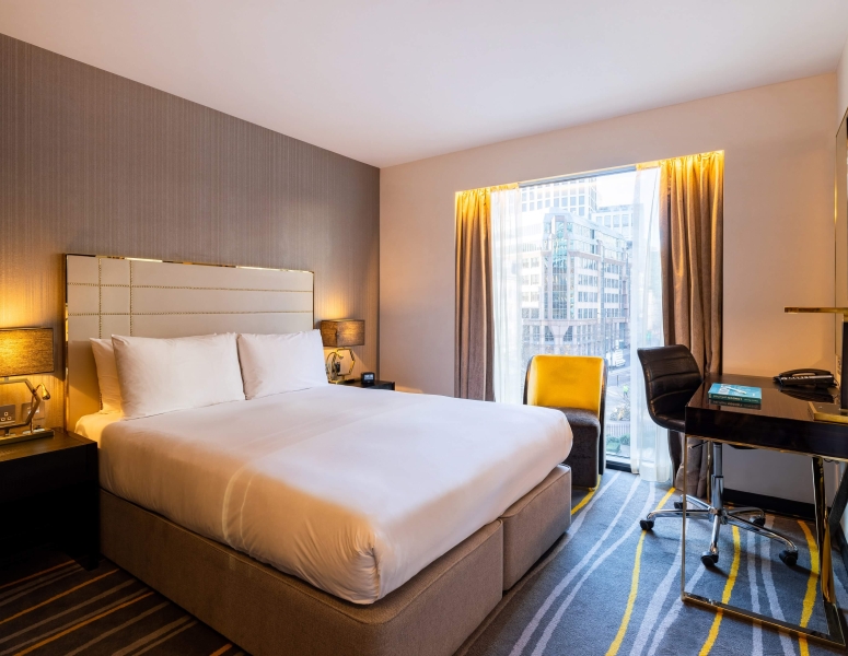 Rooms Hero - Bed and Room