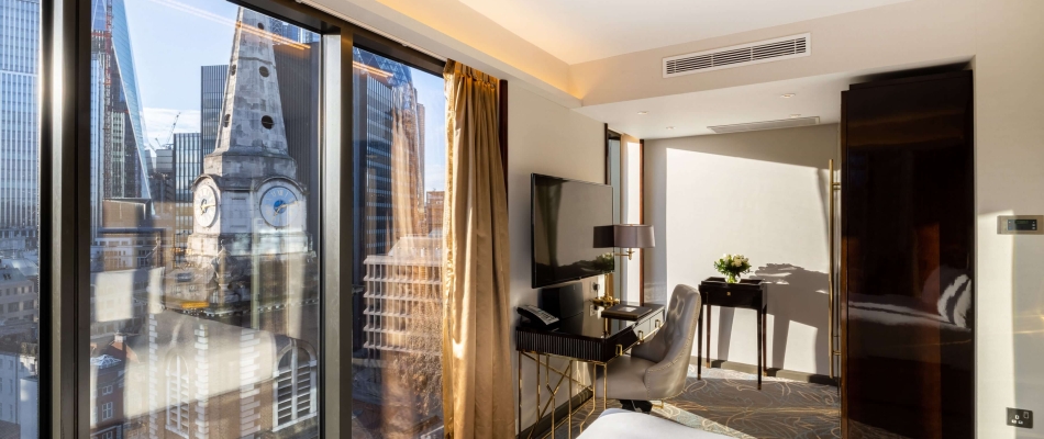 Botolph Corner Suite Room