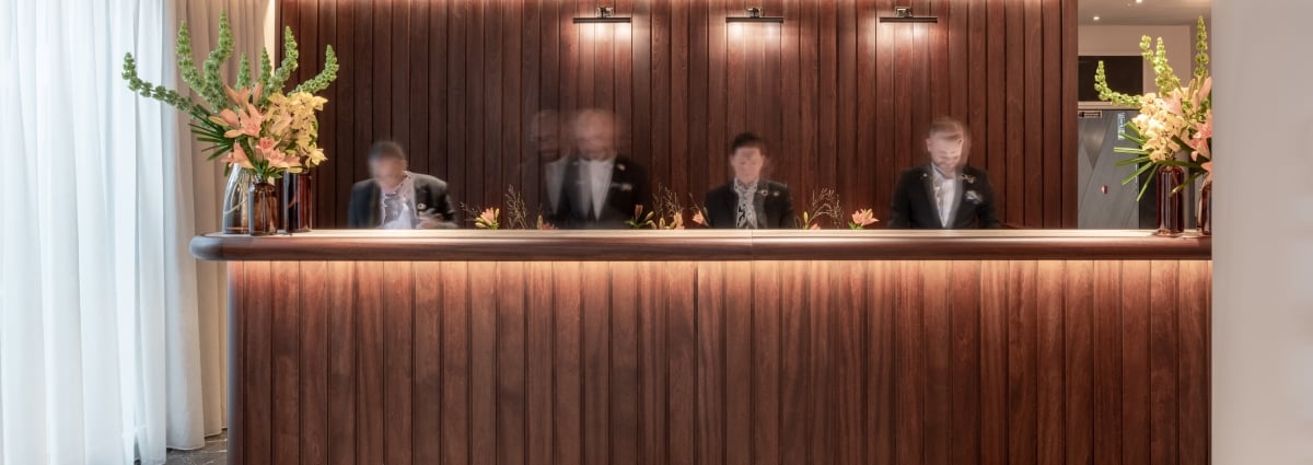 hotel saint reception desk